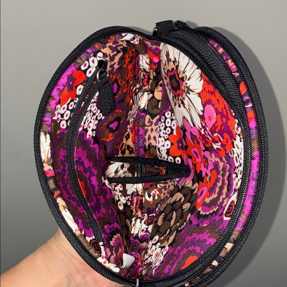 Vera Bradley Classic Crossbody Black Zebra Flock Oval Bag - Picture 11 of 12